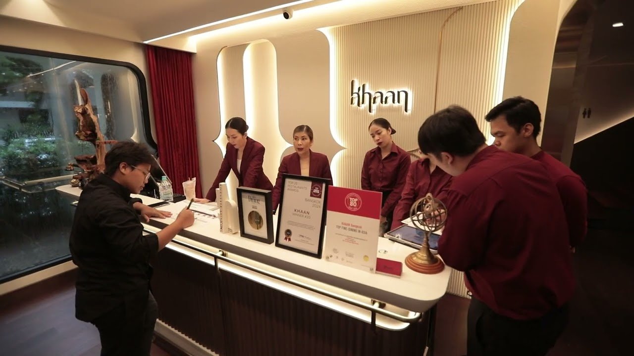 Khaan, Restaurant in Bangkok
