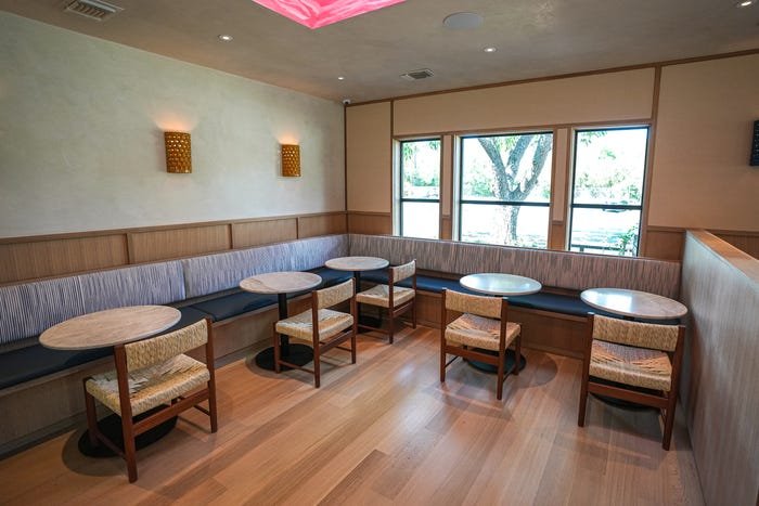 Este restaurant in Austin, United States