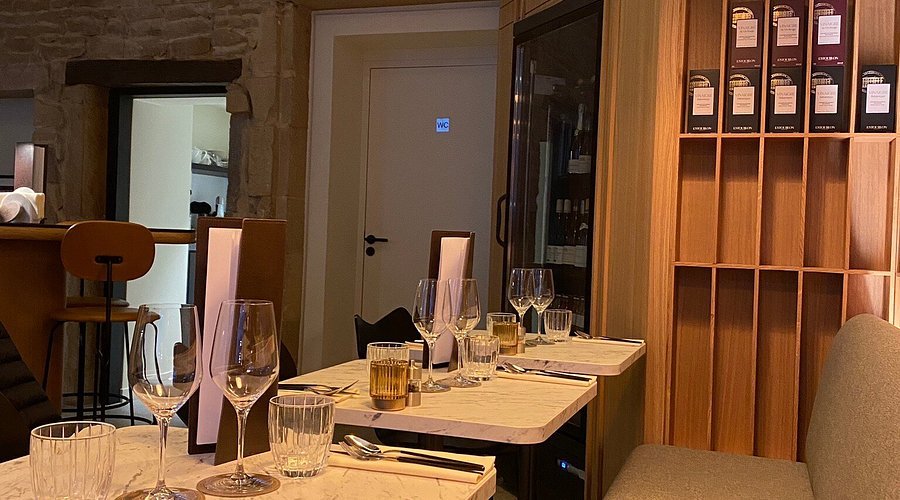 Cave, Restaurant in Dijon