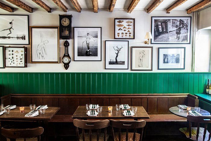 The Lamb Inn restaurant in Little Milton, United Kingdom