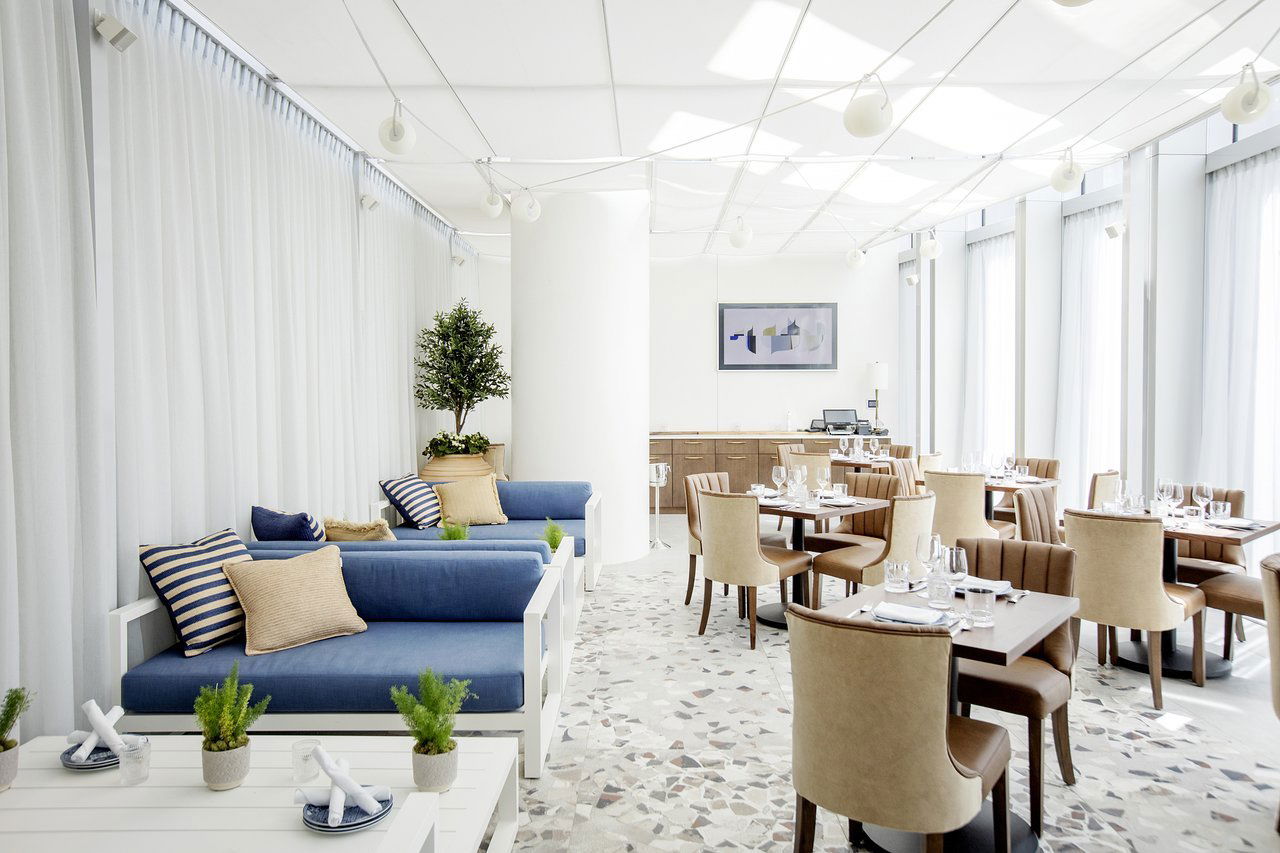 Hydra, Restaurant in Salerno