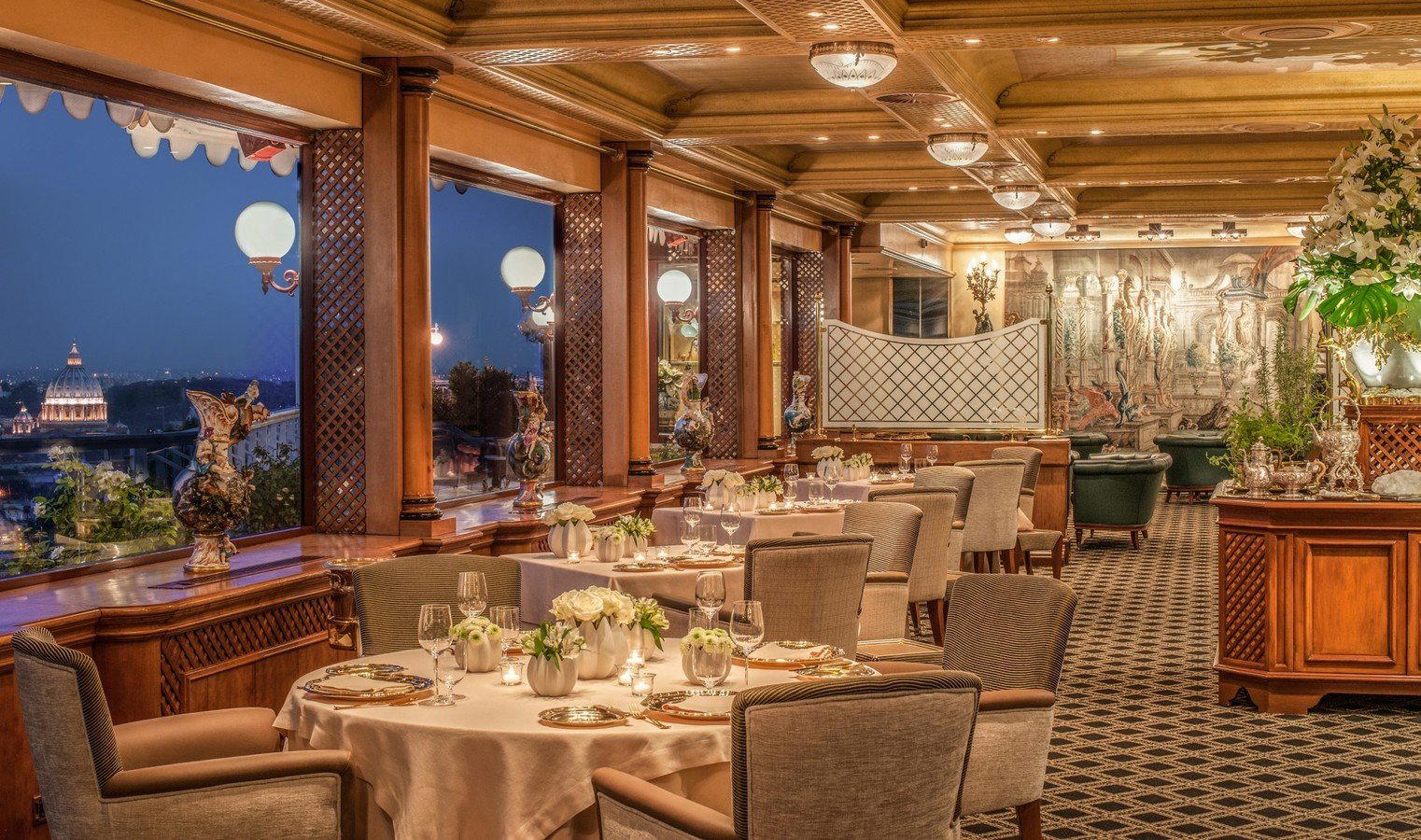Cavalieri restaurant in Paris, France