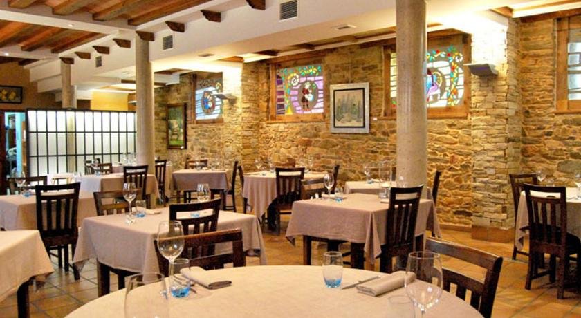 La Lechería restaurant in Val de San Lorenzo, Spain