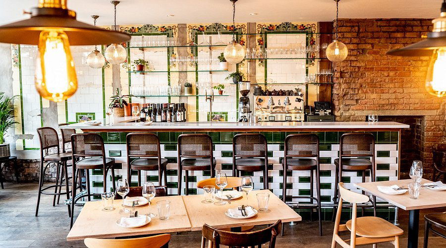 Lyon's restaurant in London