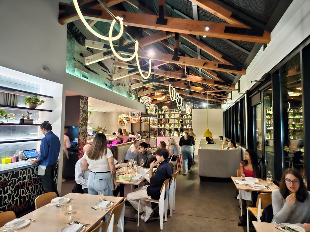 Ezov, Restaurant in Austin