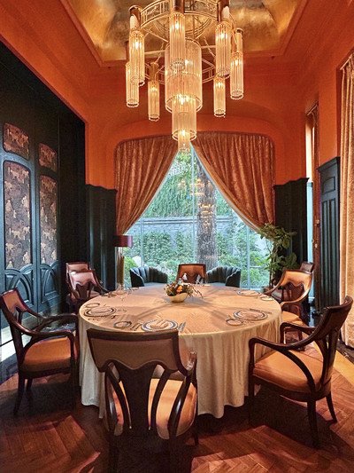 Maison Flo, Restaurant in Beijing