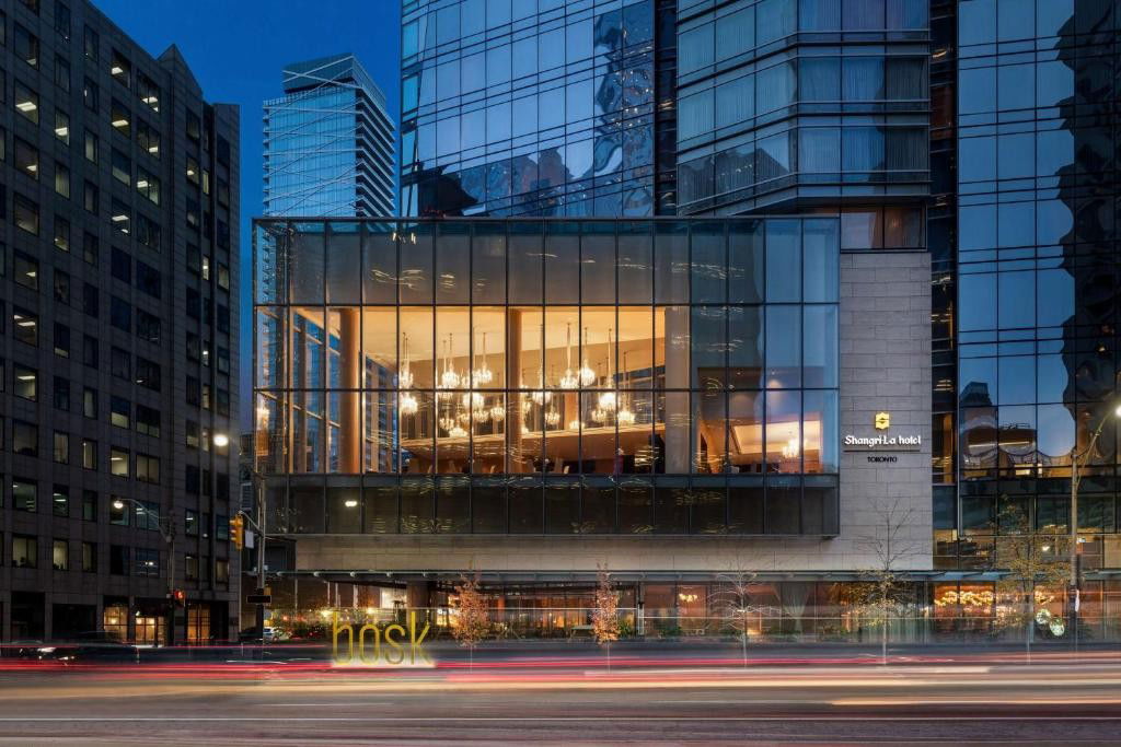 Shangri-La Hotel, Toronto, Hotel in Toronto