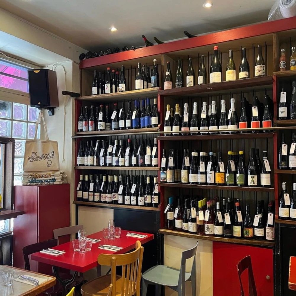 Le Verre volé restaurant in Paris, France