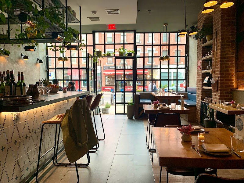 R40 restaurant in New York City