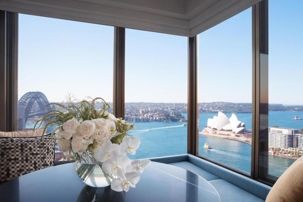Four Seasons Hotel Sydney hotel in Sydney, Australia