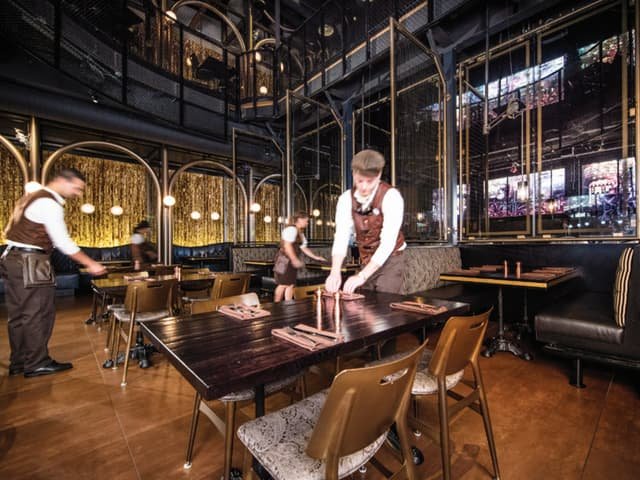 Emporium restaurant in Lecci, France