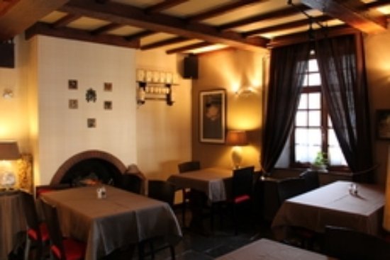 La Bonne Auberge restaurant in Dury, France