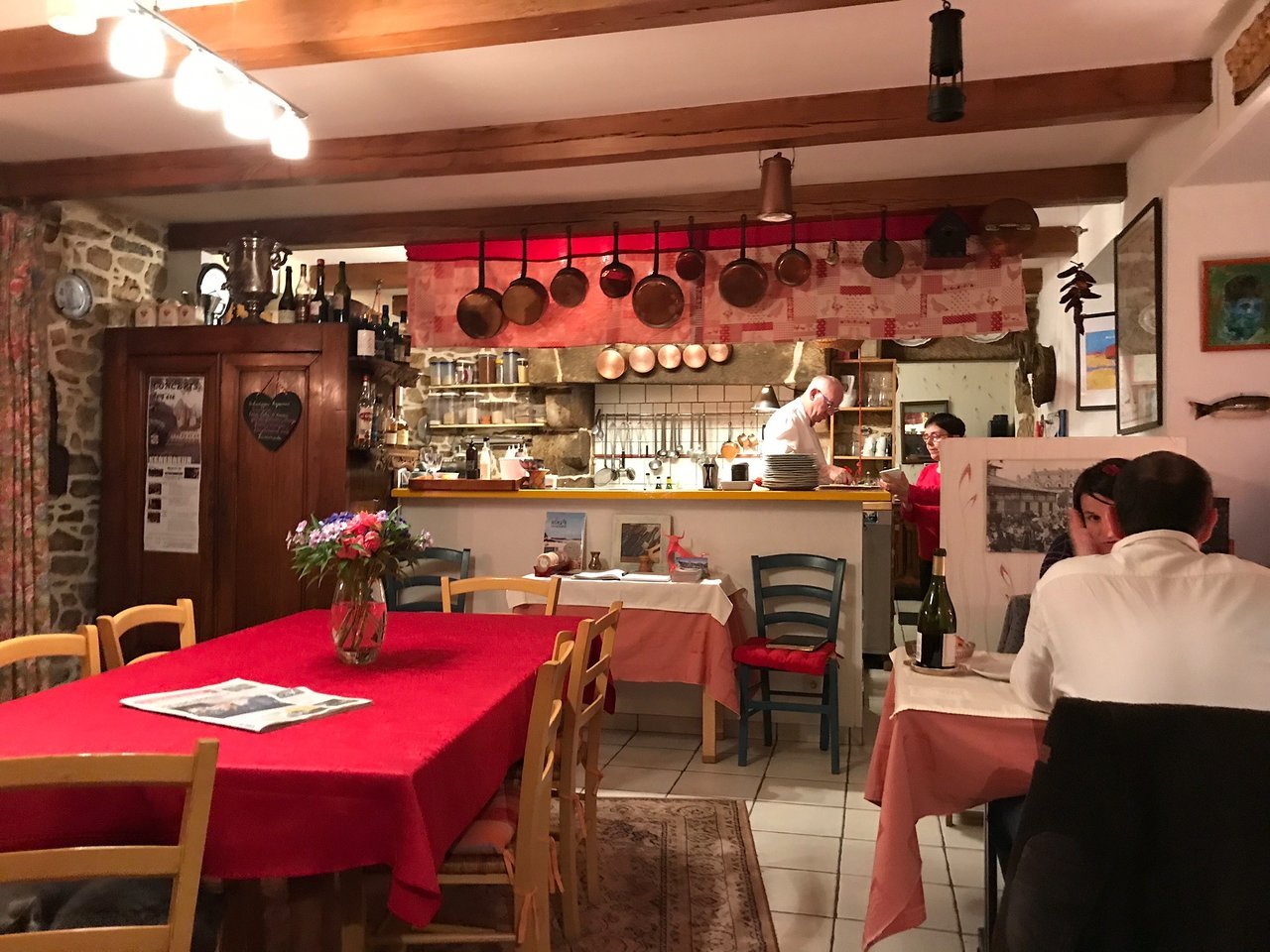 Auberge de Bel Air restaurant in Brélès, France