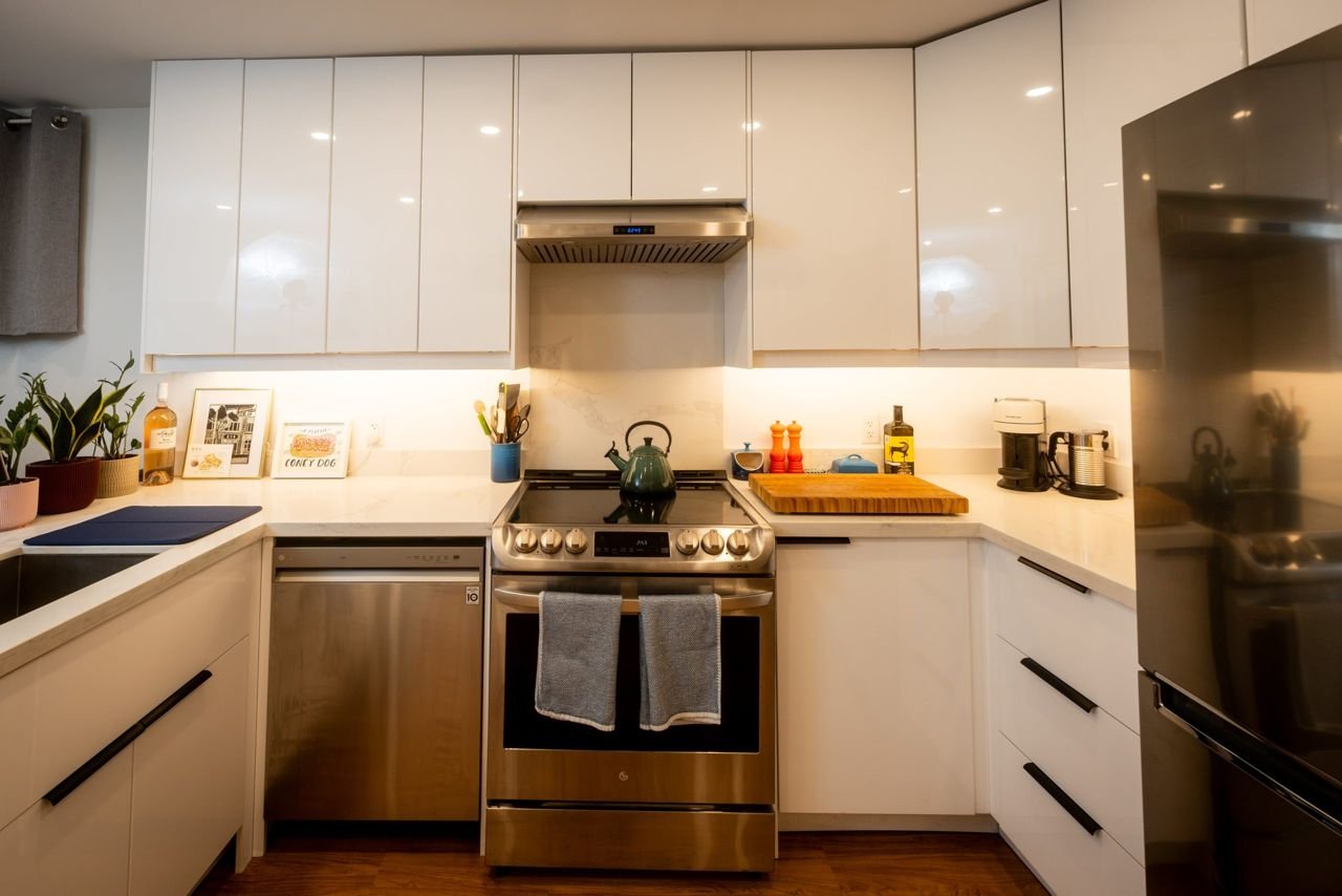 The Wood Owl, Restaurant in Toronto