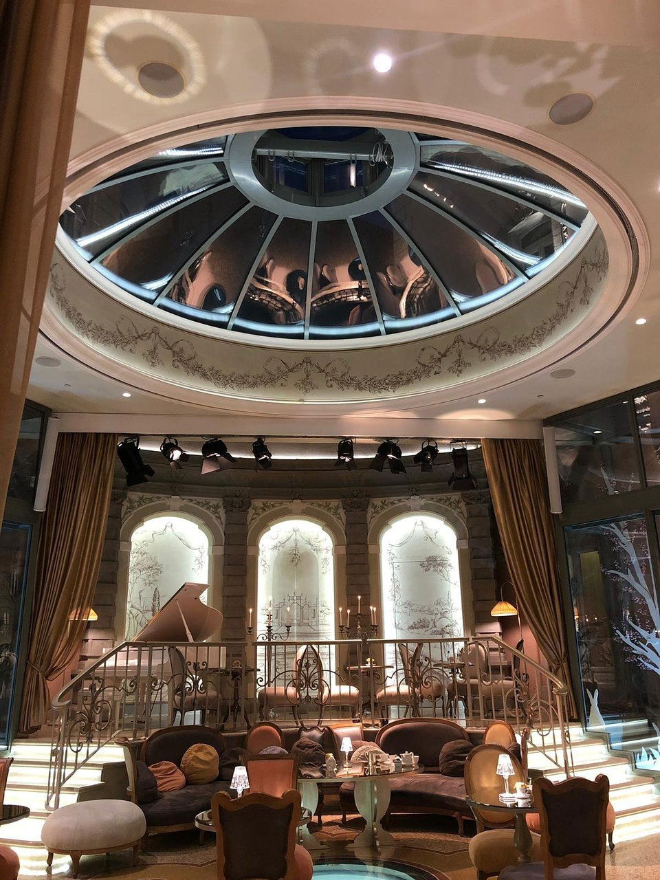 Rubacuori restaurant in Milan, Italy