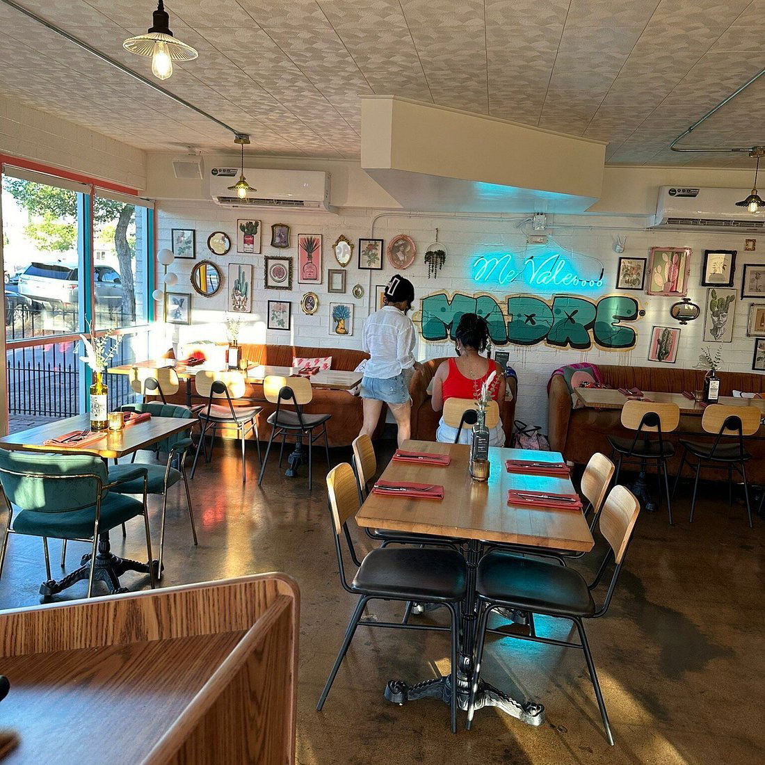 Chilte restaurant in Phoenix, United States