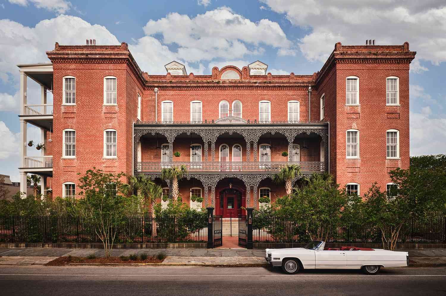 Hotel Saint Vincent, Hotel in New Orleans
