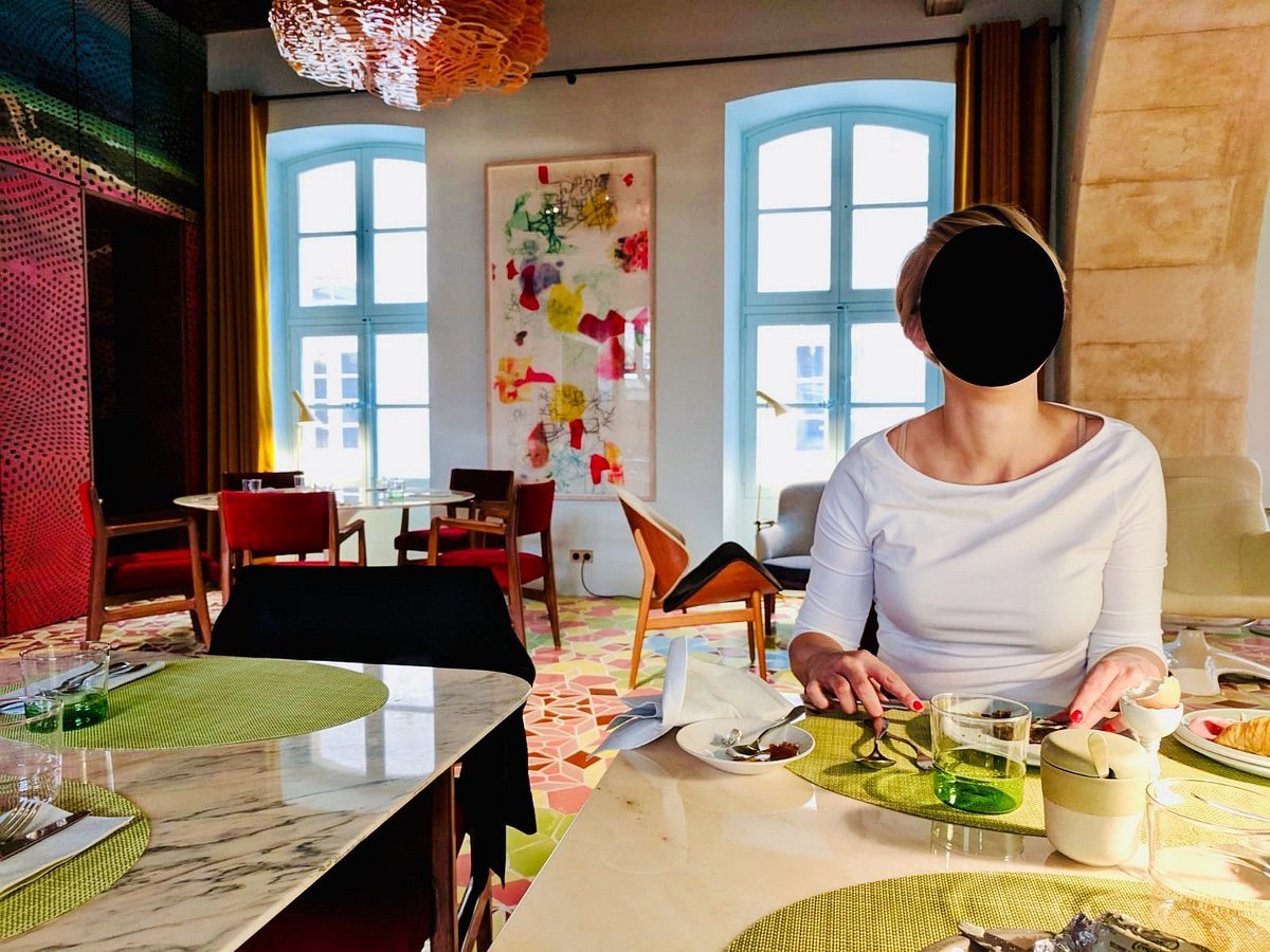 L'Arlatan restaurant in Arles, France