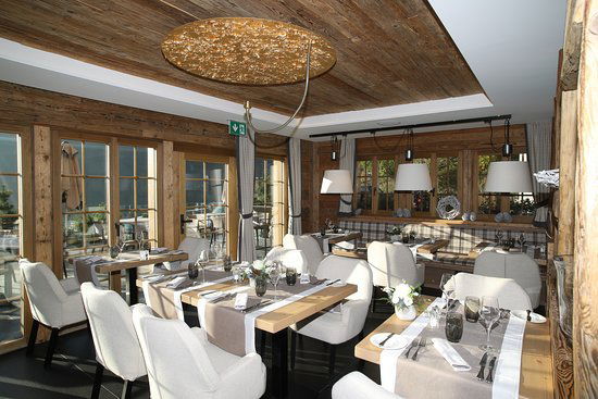 Le Roc restaurant in Veyrier-du-Lac