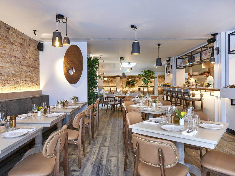 Noizé, London, United Kingdom