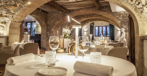 Les Terraillers restaurant in Biot, France