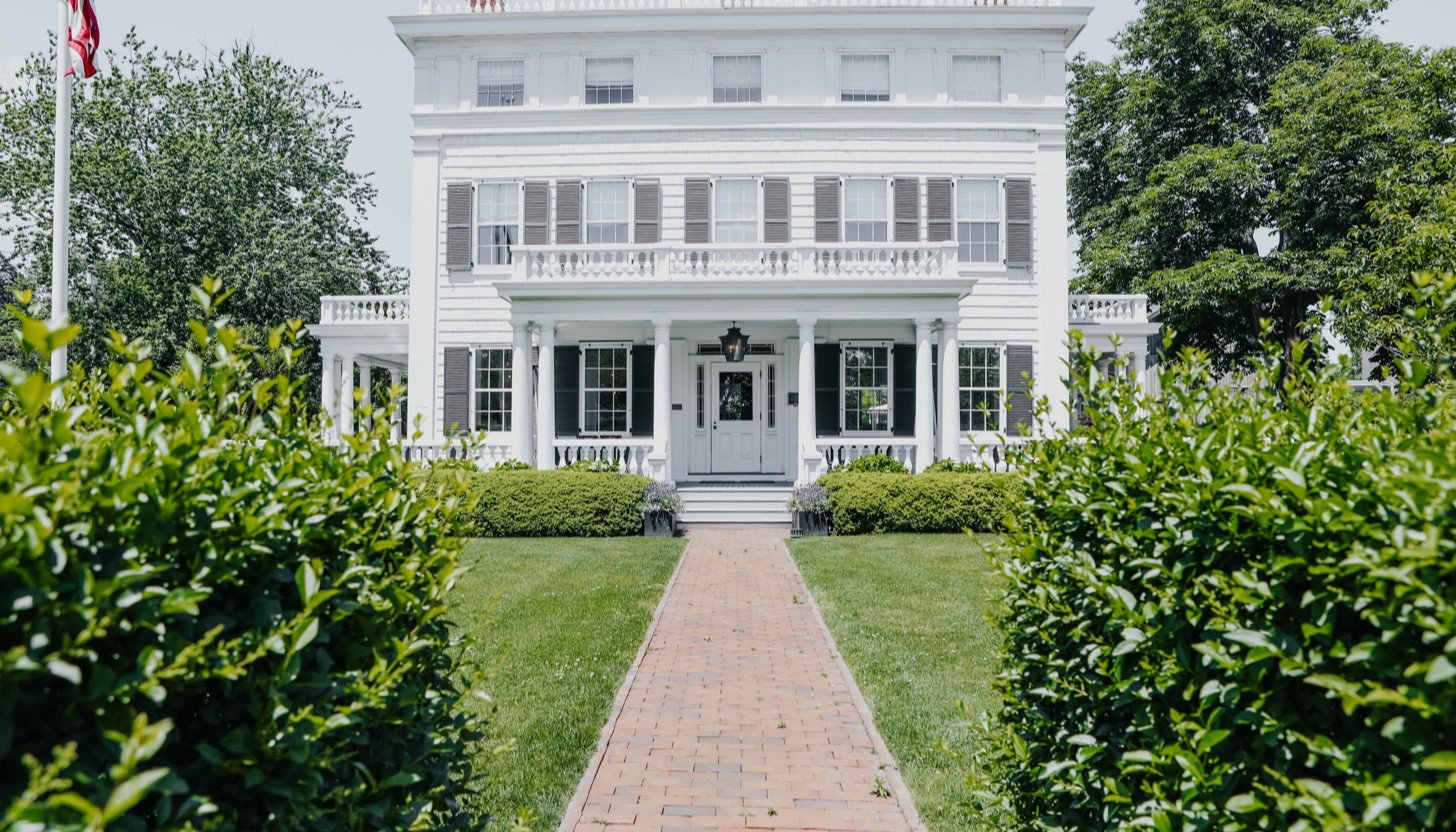 Topping Rose House