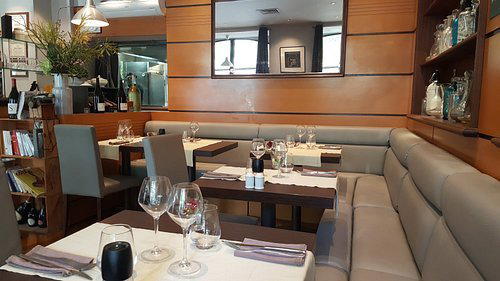 Les Épicuriens restaurant in Sainte-Preuve