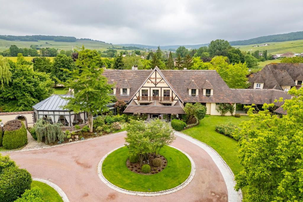 Hostellerie Briqueterie & Spa • Champagne, Hotel in Vinay