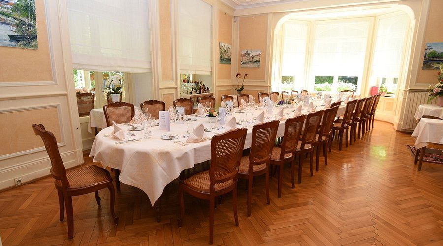 Le Parc restaurant in Obernai, France