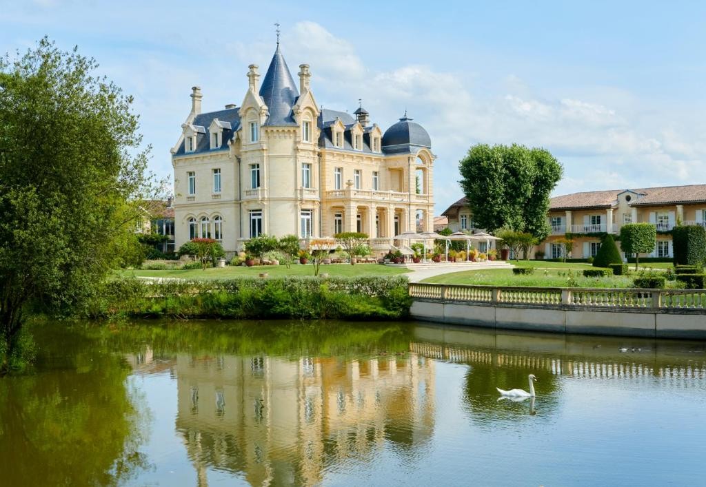 Château Hôtel Spa Grand-Barrail, Saint-Émilion, France