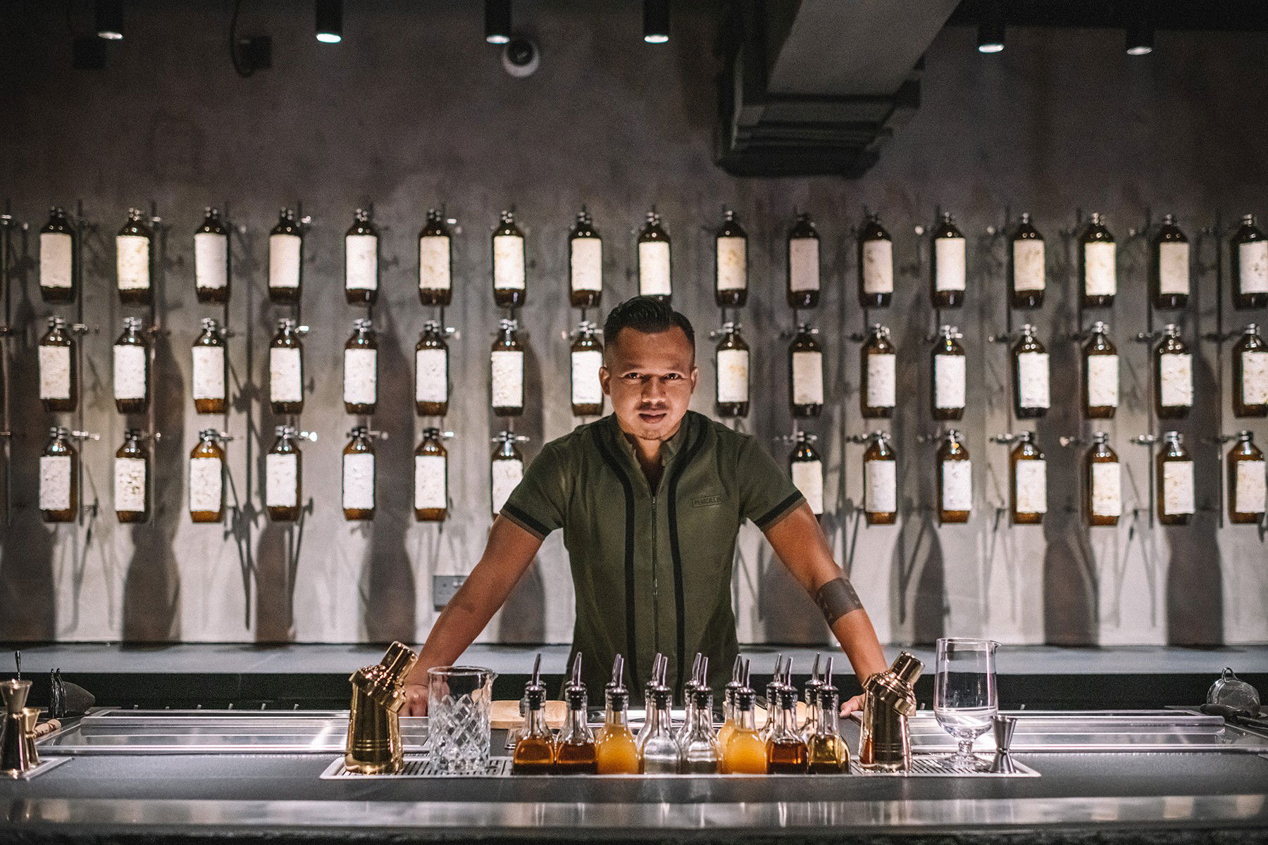 Penicillin, Bar in Hong Kong