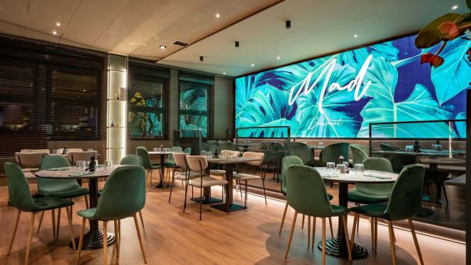 Condividere restaurant in Arona, Italy