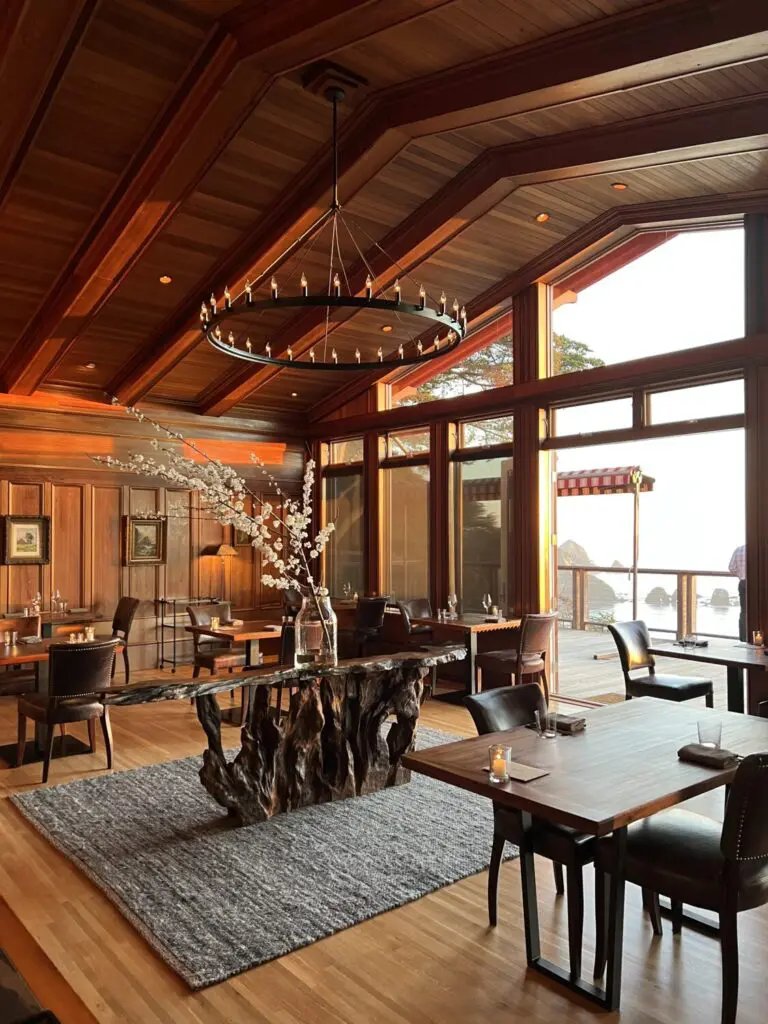 Harbor House restaurant in Elk, United States