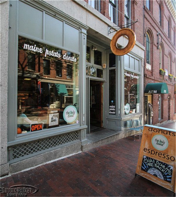 Holy Donut restaurant in Portland, United States