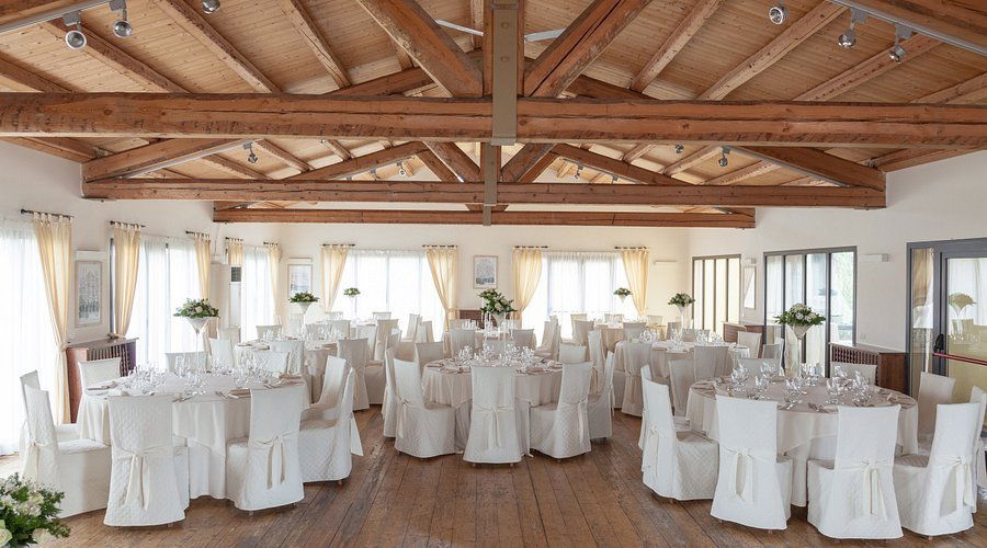 Borgo Spoltino restaurant in Mosciano Sant'Angelo, Italy