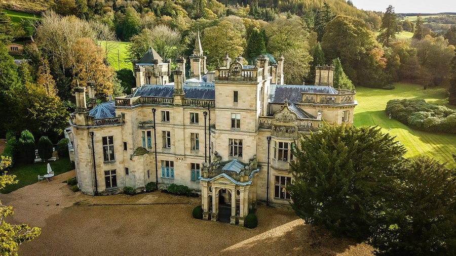 Palé Hall hotel in Llandderfel, United Kingdom