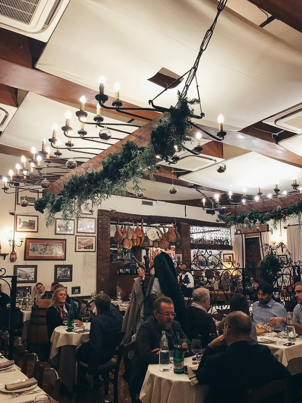 Taverna Trilussa, Restaurant in Rome