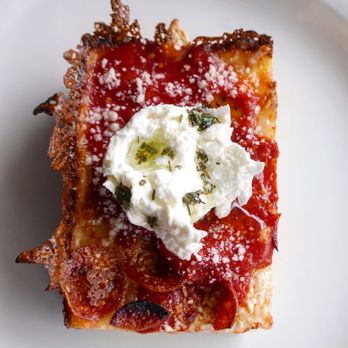 Apollonia's Pizzeria restaurant in Los Angeles, United States