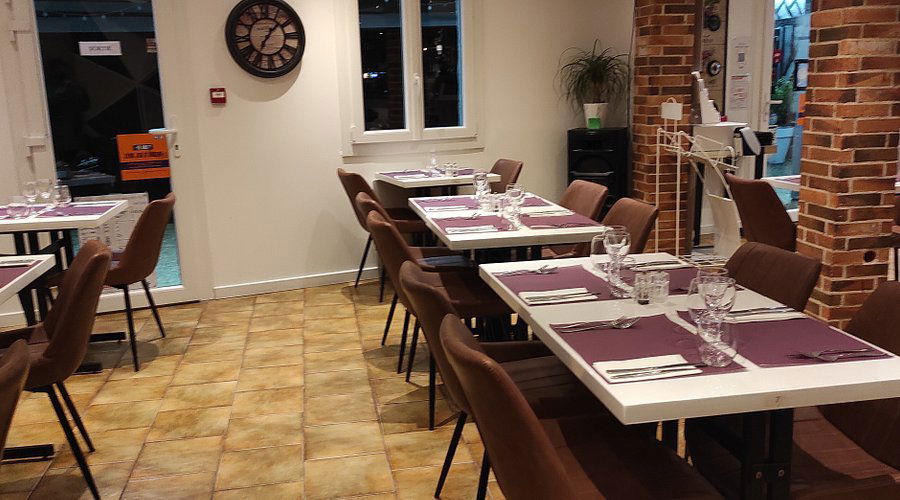 Le Repère restaurant in Mandelieu-La Napoule, France