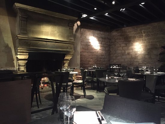 Atelier Maître Albert restaurant in Paris, France