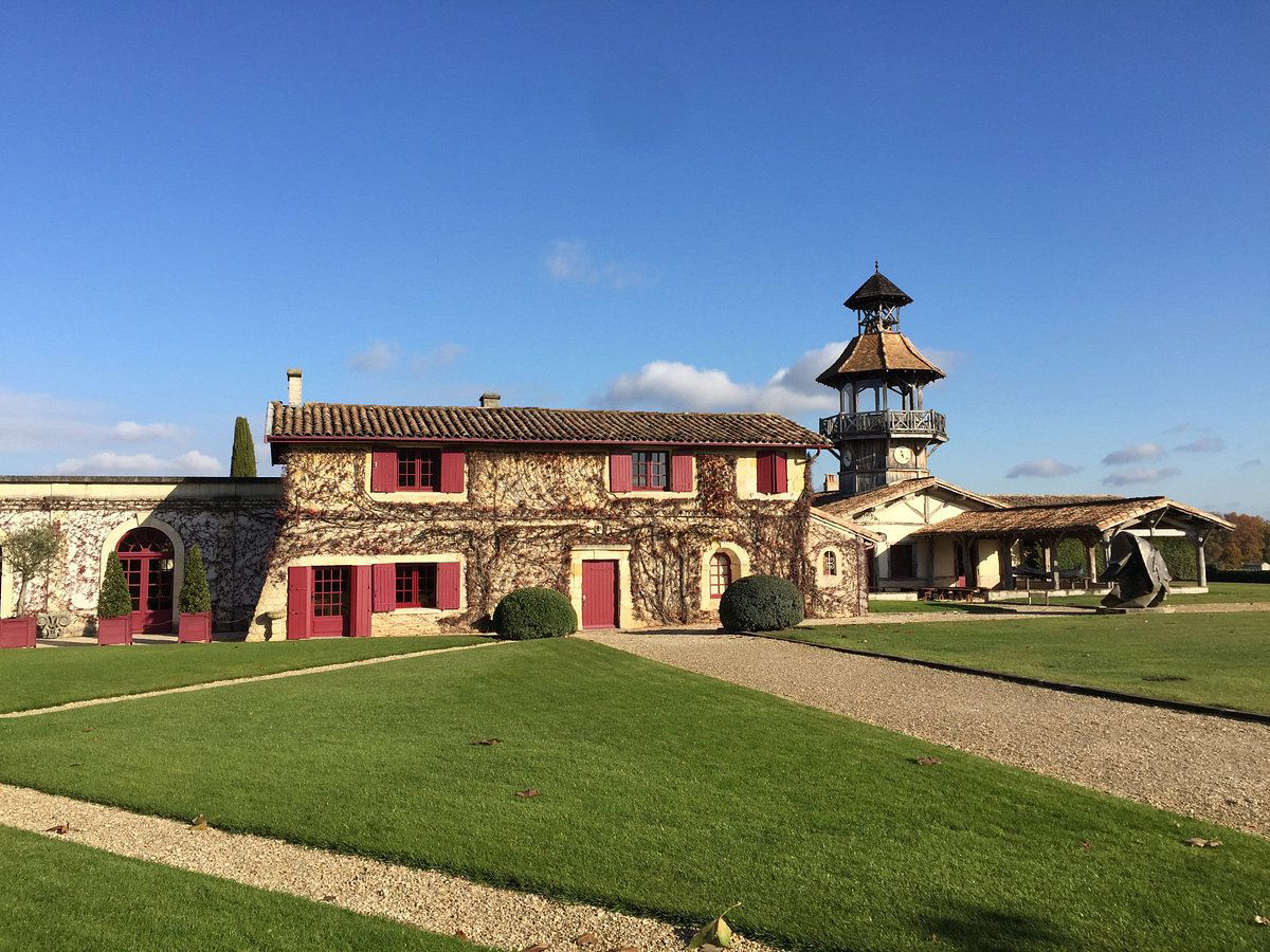Château Smith Haut Lafitte winery in Martillac