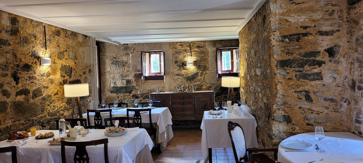 Pementa Rosa, Restaurant in Carballo