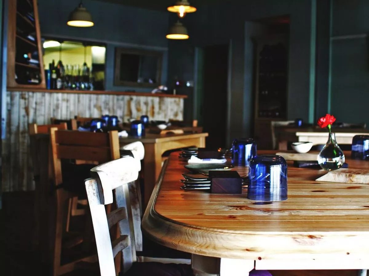 Hare & Hounds restaurant in Aberthin