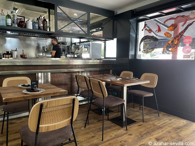 Puratasca restaurant in Seville, Spain