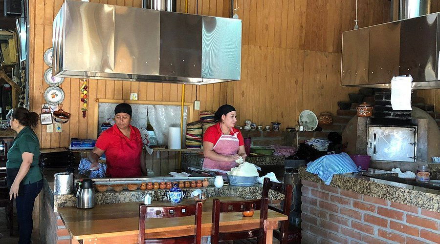 La Cocina de Doña Esthela, Restaurant in El Porvenir