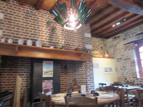 Les Remparts restaurant in Èze, France