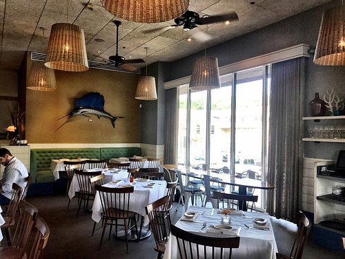Perla’s Seafood and Oyster Bar, Austin, United States