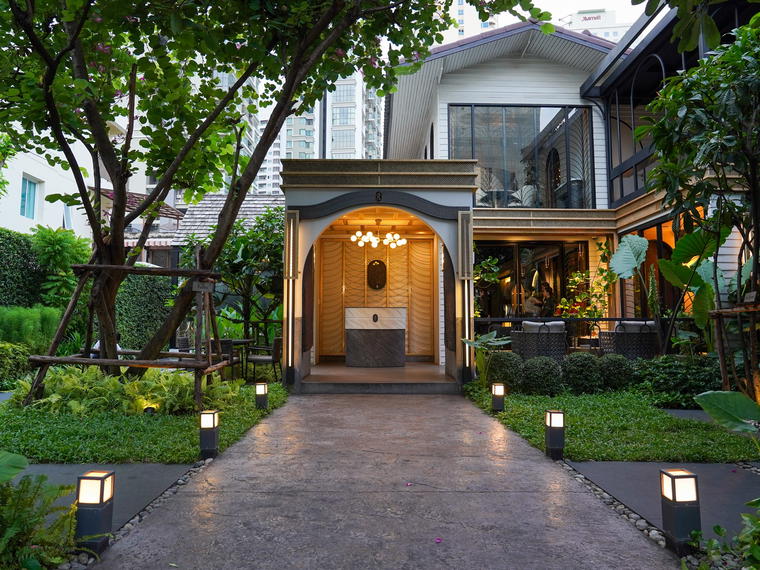 Sorn, Bangkok, Thailand