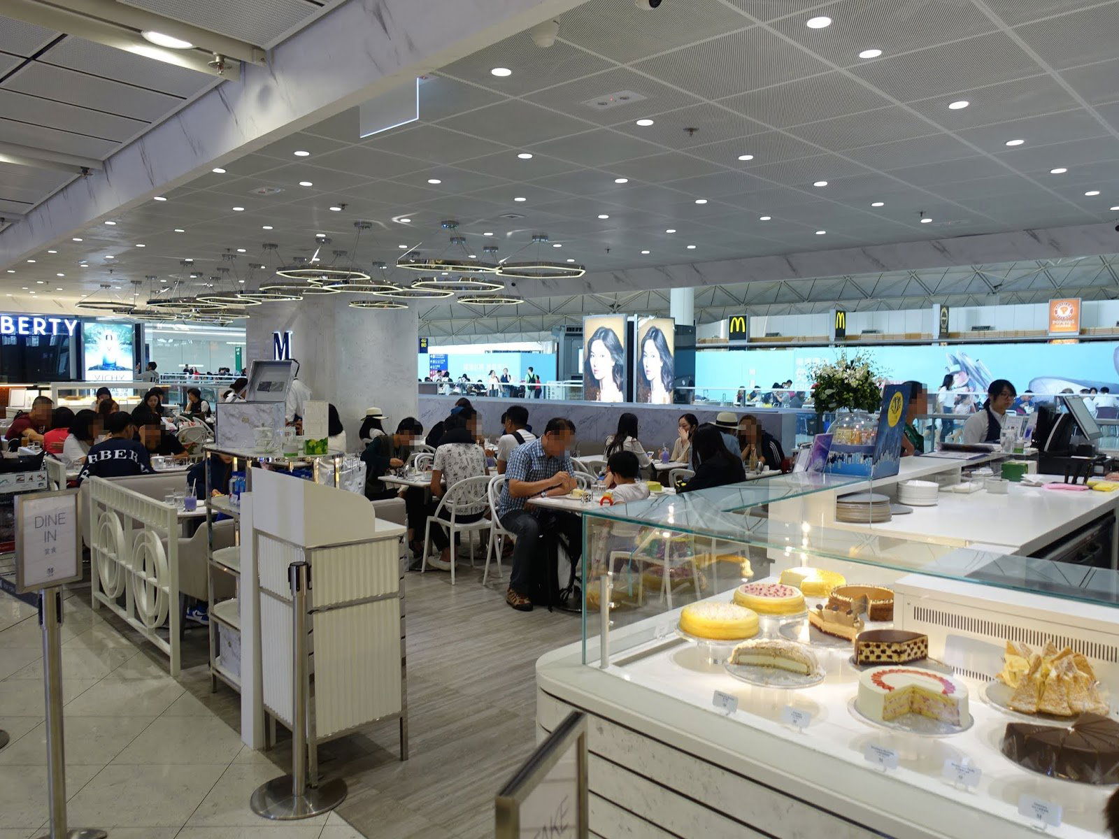 Lady M, Restaurant in Hong Kong