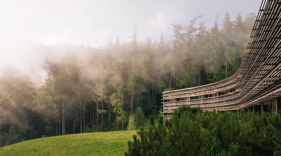 Vigilius Mountain Resort, Hotel in Lana
